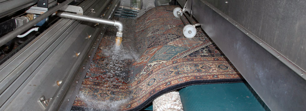 Carpets are washed in special facilities with water 15°-20°C and anti-allergy ecological detergents